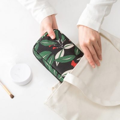 le fleur bag in bag organizer organiser travel cosmetics pouch style degree sg singapore