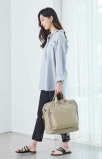 Weekender Travel Bag (with shoe compartment) Trunk Messenger Sling Bag Style Degree Sg Singapore