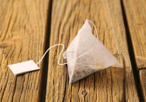 Teabags, Tea cleaning hacks, Cleaning hacks with tea, natural cleaning agents, homeowners hacks, Style Degree, sg