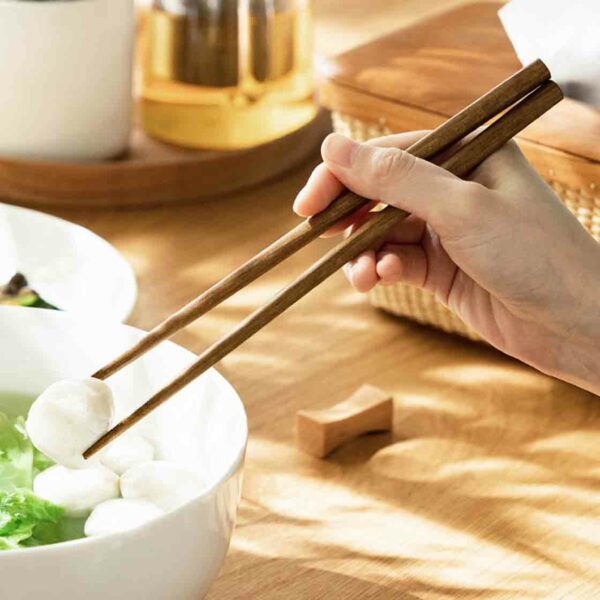 Oishii Wooden Chopsticks (5pc Family Set) Japanese Cutlery Utensil Utensils Dining Kitchen Style Degree Sg Singapore