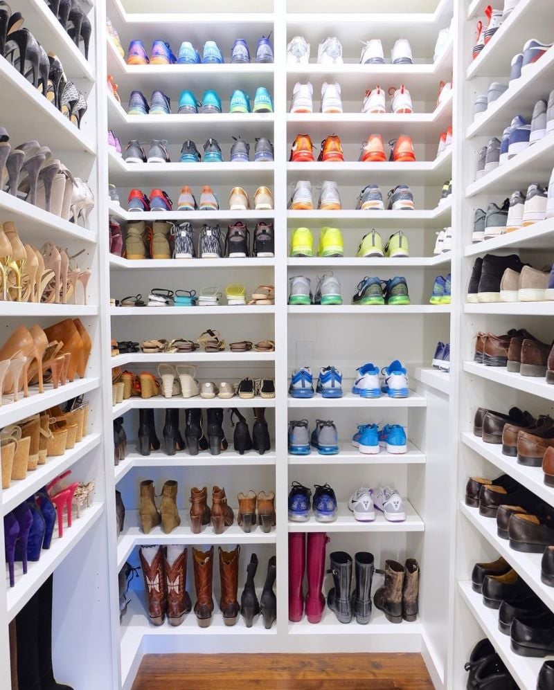 Walk in deals shoe closet