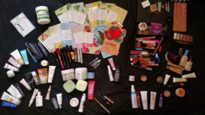 Categorising makeup, how to categorize makeup, how to organize makeup in drawers, Style Degree, Singapore, SG, StyleMag.