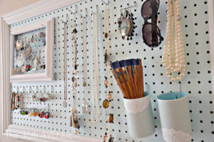 jewellery storage ideas for small spaces, hanging jewellery on pregboards, how to organize jewellery in small space, diy jewellery storage ideas, jewellery organization hacks, Style Degree, Singapore, SG, StyleMag.