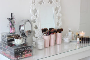The Best Makeup Organization System Every Woman Must Know, How to organize makeup collection, tips to organize makeup in drawers, makeup drawer organizer, Style Degree, Singapore, SG, StyleMag.