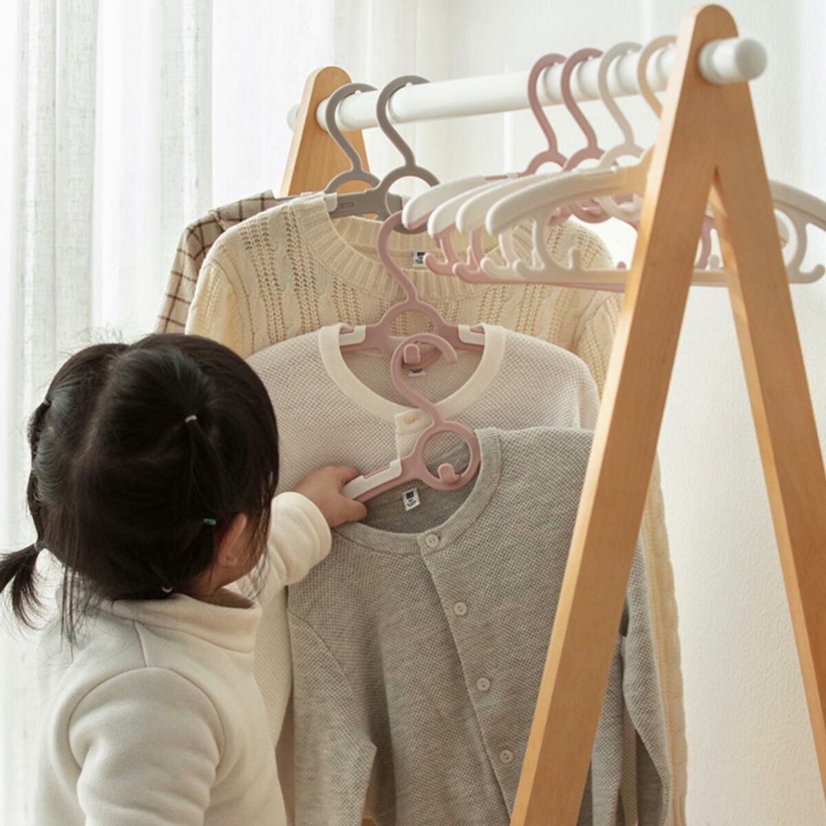 Kids Extend & Stack Clothes Hanger Children Baby Wardrobe Closet Nursery Pants Holder Style Degree Sg Singapore