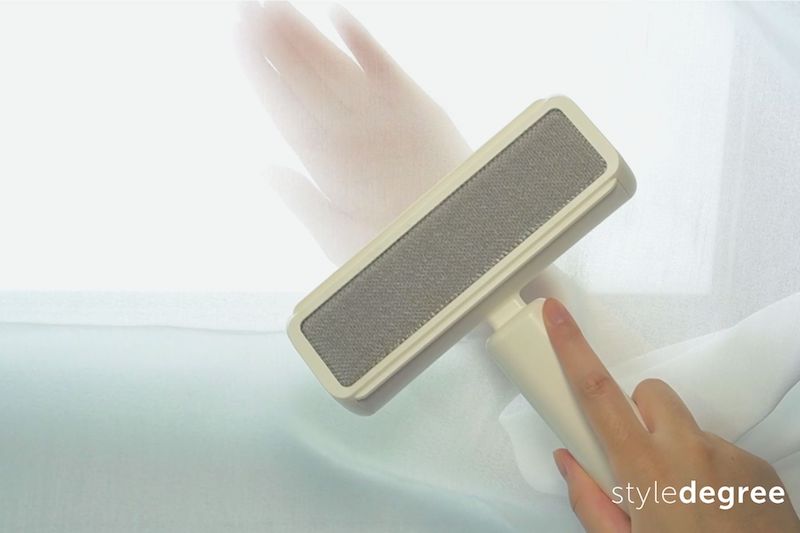 10 Surprisingly Smart Uses Of A Lint Roller Style Degree