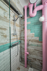 Paint bathroom piping a complementary colour, Paint your bathroom piping, Style Degree, Singapore, SG, StyleMag.