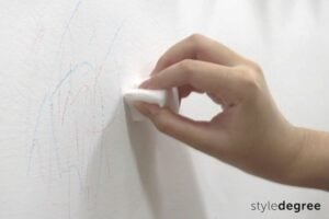 Rub off crayon marks with a magic sponge, Rub off marker stains, Clean wall scuffs, Style Degree, Singapore, SG, StyleMag.