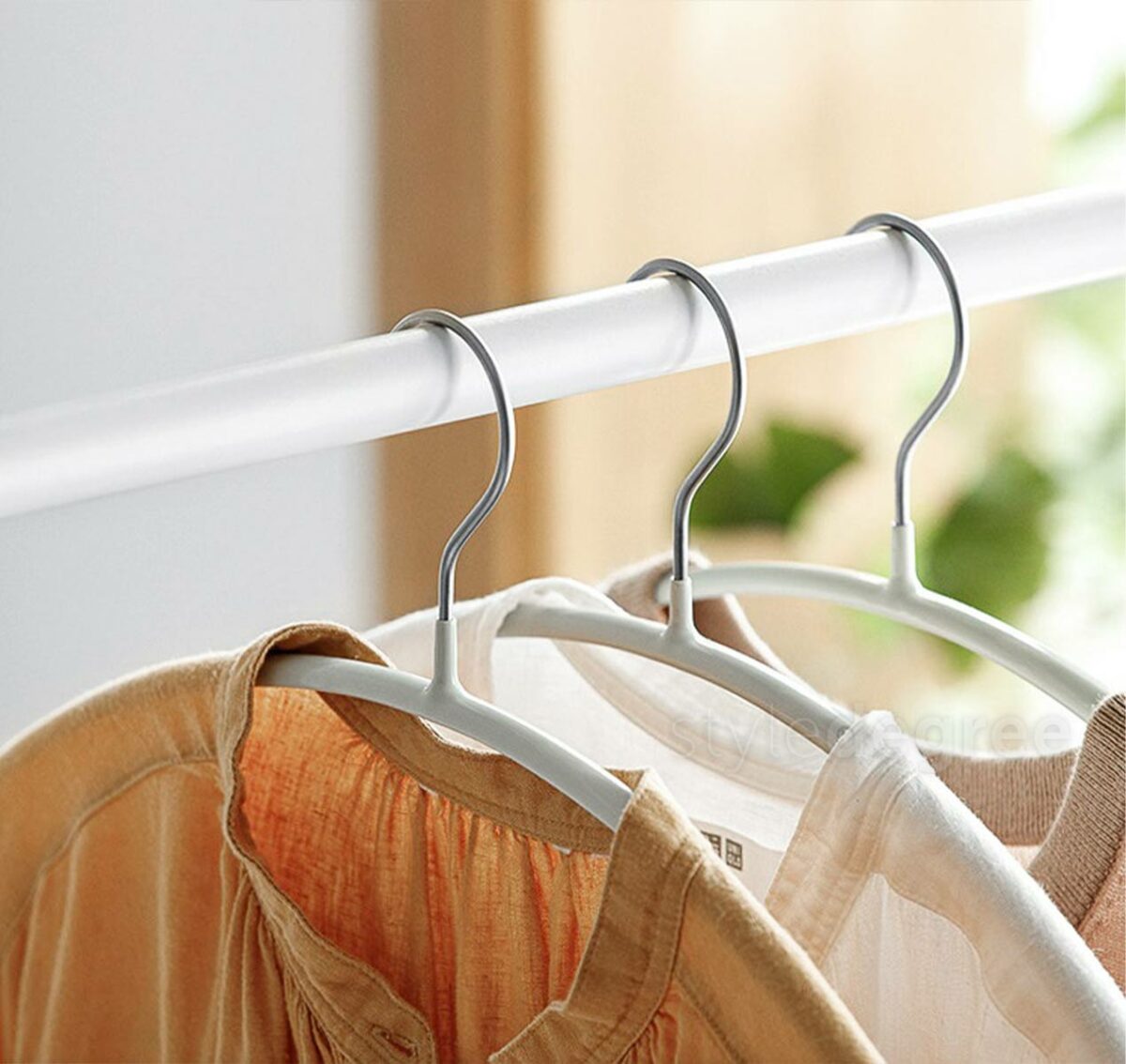 Sturdy Steel Frame Clothes Hanger (4pc Set) Wardrobe Clothing Home Organizers Essentials Style Degree Sg Singapore