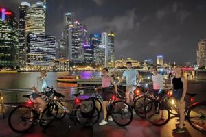 Cycling in singapore, People cycling in singapore, Style Degree, Singapore, SG, StyleMag.