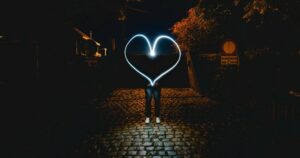 Light painting heart, Heart shape with light painting photography, Style Degree, Singapore, SG, StyleMag.