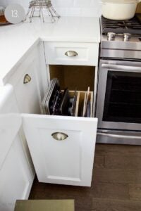 Flat kitchen items stored upright in cabinet, Cabinet with flat kitchen essentials, Style Degree, Singapore, SG, StyleMag.