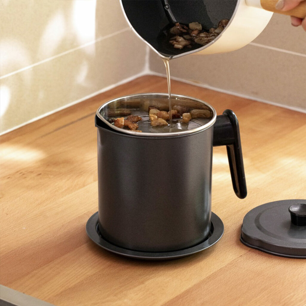 Stainless Steel Oil Storage Can (With Strainer) Cooking Grease Transfer Container Kitchenware Kitchen Essential Style Degree Sg Singapore