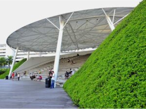 Ampitheatre at vivocity sky park, People gathered at vivocity sky park, Style Degree, Singapore, SG, StyleMag.