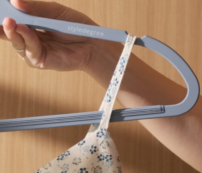 GoodFit Non-Damaging Clothes Hanger Style Degree